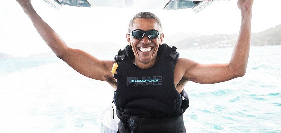 Vacation Pictures of Obama Will Give You Serious Wanderlust