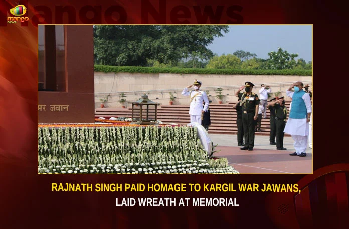 Rajnath Singh Paid Homage To Kargil War Jawans, Laid Wreath At Memorial